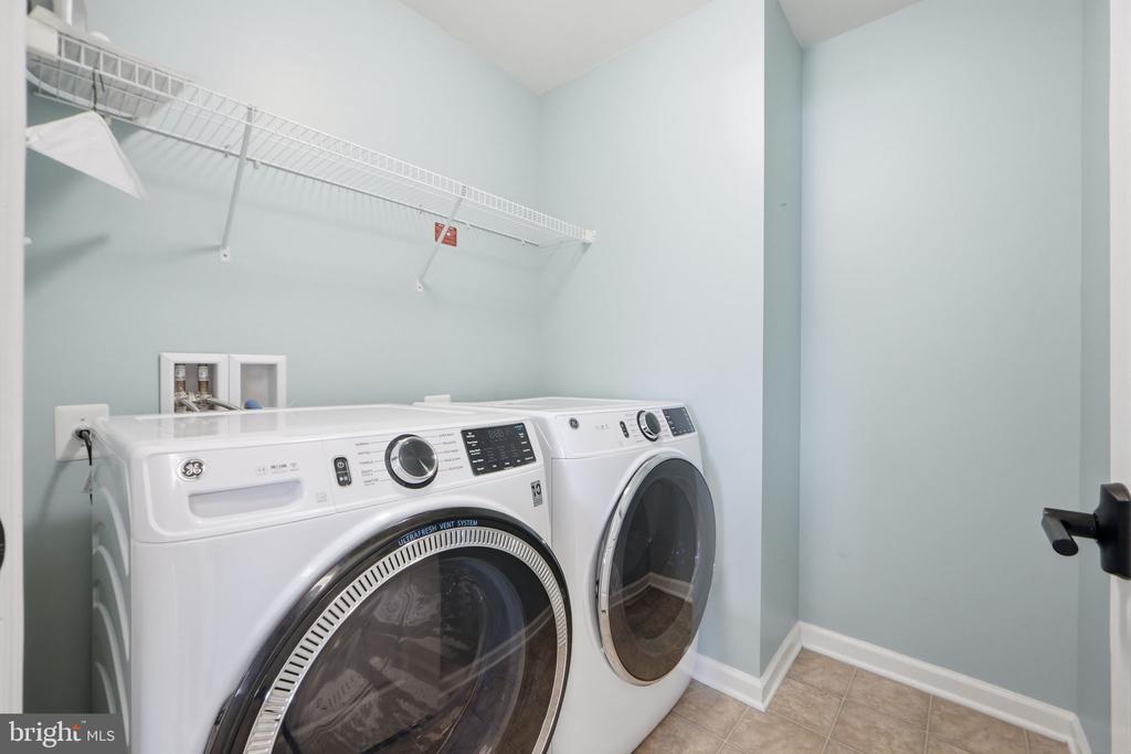 2513 CORNELL DR, FREDERICKSBURG, Virginia 22408, 5 Bedrooms Bedrooms, ,2 BathroomsBathrooms,Residential,2513 CORNELL DR,VASP2040342 MLS # VASP2040342 2513 CORNELL DR, FREDERICKSBURG, Virginia 22408, 5 Bedrooms Bedrooms, ,2 BathroomsBathrooms,Residential,2513 CORNELL DR,VASP2040342 MLS # VASP2040342