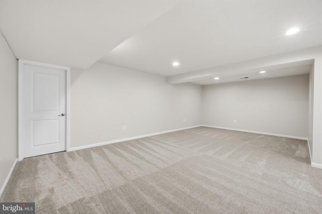 2513 CORNELL DR, FREDERICKSBURG, Virginia 22408, 5 Bedrooms Bedrooms, ,2 BathroomsBathrooms,Residential,2513 CORNELL DR,VASP2040342 MLS # VASP2040342 2513 CORNELL DR, FREDERICKSBURG, Virginia 22408, 5 Bedrooms Bedrooms, ,2 BathroomsBathrooms,Residential,2513 CORNELL DR,VASP2040342 MLS # VASP2040342