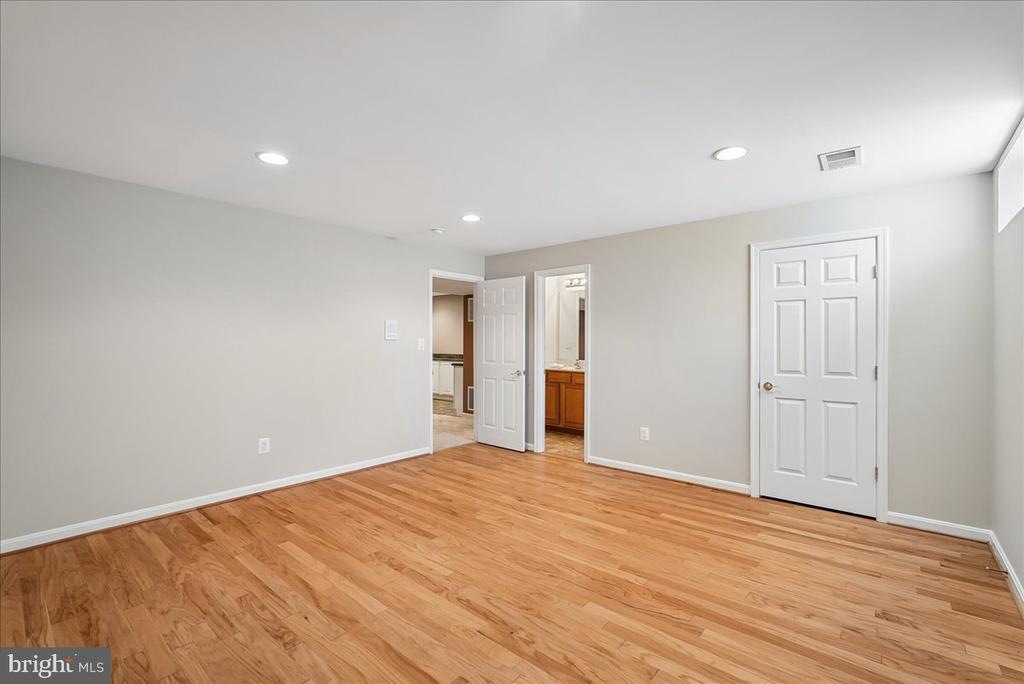 6854 AVERBACH CT, WARRENTON, Virginia, 3 Bedrooms Bedrooms, ,3 BathroomsBathrooms,Residential,6854 AVERBACH CT,VAFQ2021084 MLS # VAFQ2021084 6854 AVERBACH CT, WARRENTON, Virginia, 3 Bedrooms Bedrooms, ,3 BathroomsBathrooms,Residential,6854 AVERBACH CT,VAFQ2021084 MLS # VAFQ2021084