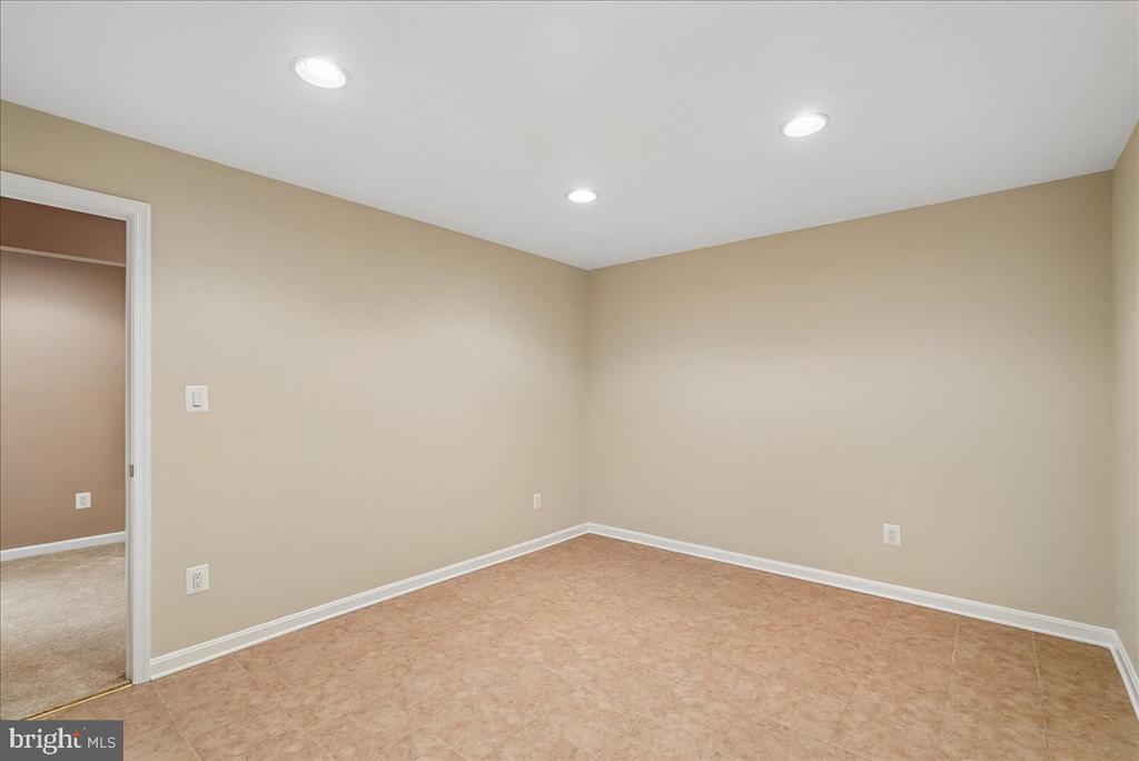 6854 AVERBACH CT, WARRENTON, Virginia, 3 Bedrooms Bedrooms, ,3 BathroomsBathrooms,Residential,6854 AVERBACH CT,VAFQ2021084 MLS # VAFQ2021084 6854 AVERBACH CT, WARRENTON, Virginia, 3 Bedrooms Bedrooms, ,3 BathroomsBathrooms,Residential,6854 AVERBACH CT,VAFQ2021084 MLS # VAFQ2021084