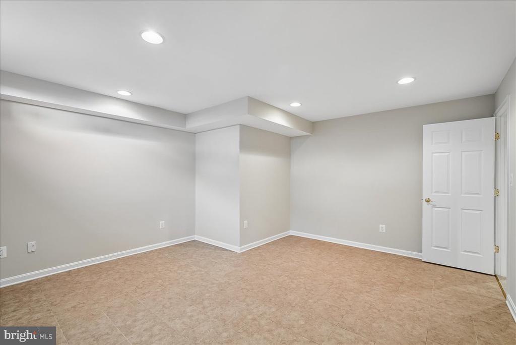 6854 AVERBACH CT, WARRENTON, Virginia, 3 Bedrooms Bedrooms, ,3 BathroomsBathrooms,Residential,6854 AVERBACH CT,VAFQ2021084 MLS # VAFQ2021084 6854 AVERBACH CT, WARRENTON, Virginia, 3 Bedrooms Bedrooms, ,3 BathroomsBathrooms,Residential,6854 AVERBACH CT,VAFQ2021084 MLS # VAFQ2021084