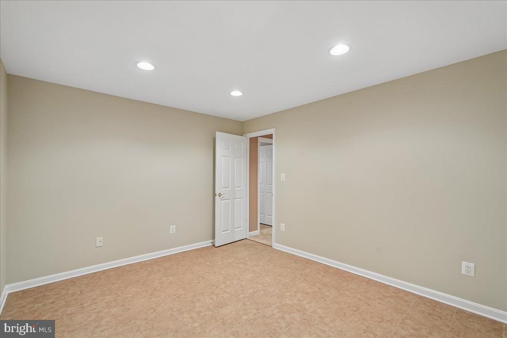 6854 AVERBACH CT, WARRENTON, Virginia, 3 Bedrooms Bedrooms, ,3 BathroomsBathrooms,Residential,6854 AVERBACH CT,VAFQ2021084 MLS # VAFQ2021084 6854 AVERBACH CT, WARRENTON, Virginia, 3 Bedrooms Bedrooms, ,3 BathroomsBathrooms,Residential,6854 AVERBACH CT,VAFQ2021084 MLS # VAFQ2021084