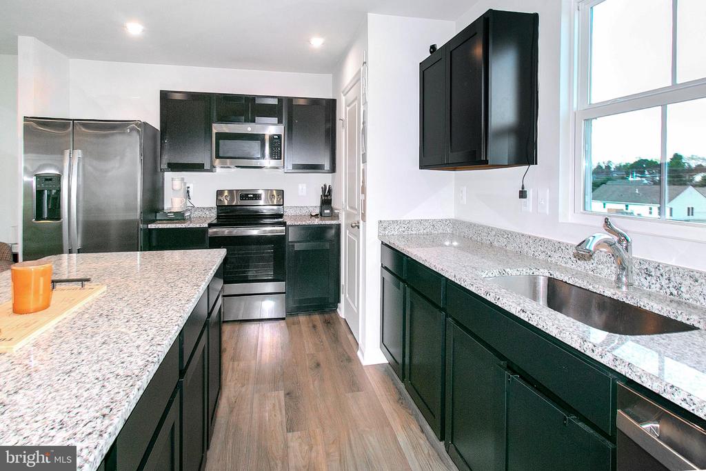 2616 HIGH POINT DR, CULPEPER, Virginia 22701, 4 Bedrooms Bedrooms, ,2 BathroomsBathrooms,Residential,2616 HIGH POINT DR,VACU2013122 MLS # VACU2013122