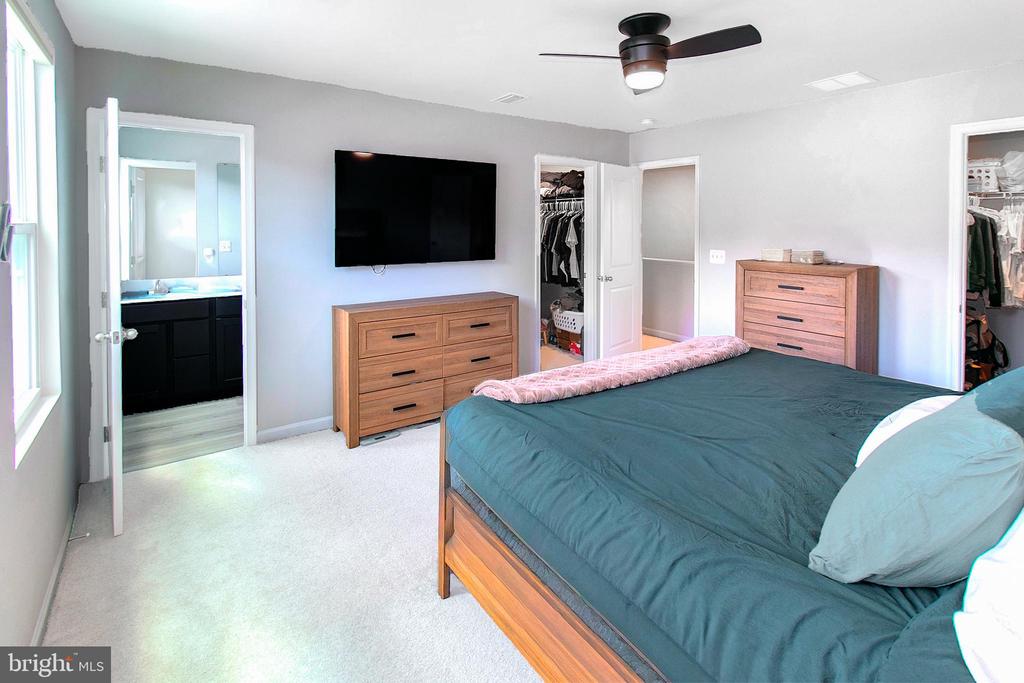 2616 HIGH POINT DR, CULPEPER, Virginia 22701, 4 Bedrooms Bedrooms, ,2 BathroomsBathrooms,Residential,2616 HIGH POINT DR,VACU2013122 MLS # VACU2013122