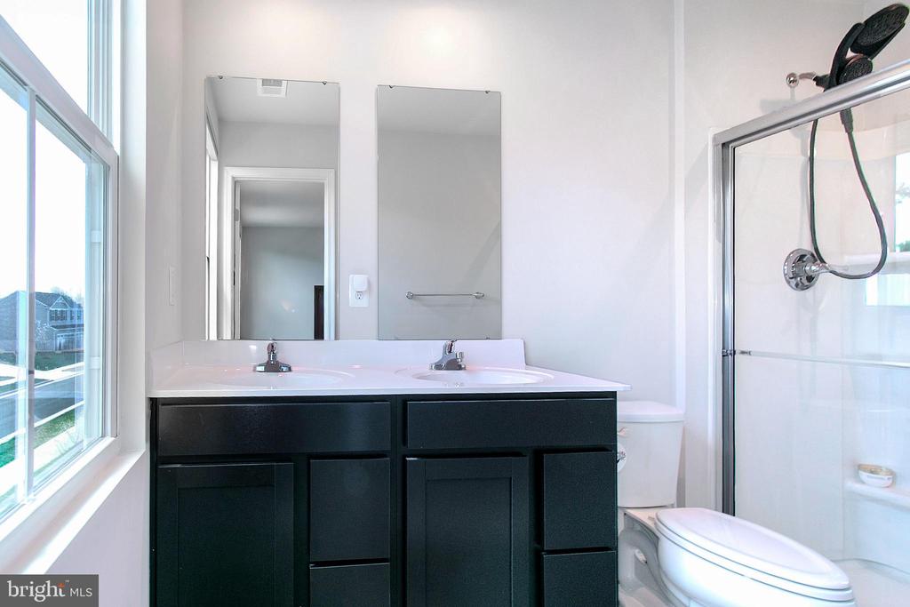 2616 HIGH POINT DR, CULPEPER, Virginia 22701, 4 Bedrooms Bedrooms, ,2 BathroomsBathrooms,Residential,2616 HIGH POINT DR,VACU2013122 MLS # VACU2013122