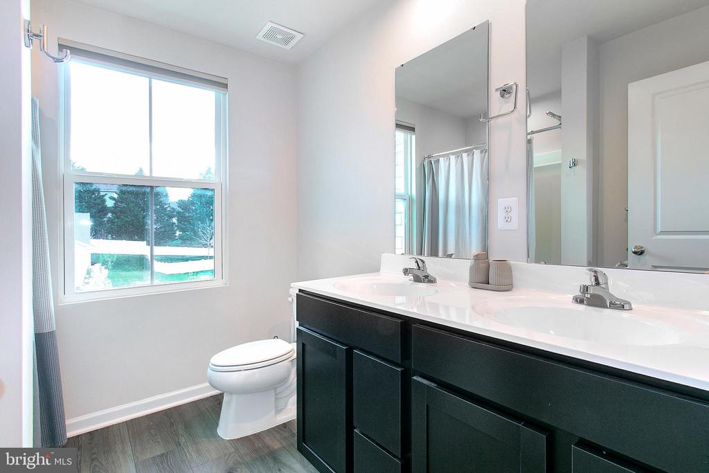 2616 HIGH POINT DR, CULPEPER, Virginia 22701, 4 Bedrooms Bedrooms, ,2 BathroomsBathrooms,Residential,2616 HIGH POINT DR,VACU2013122 MLS # VACU2013122