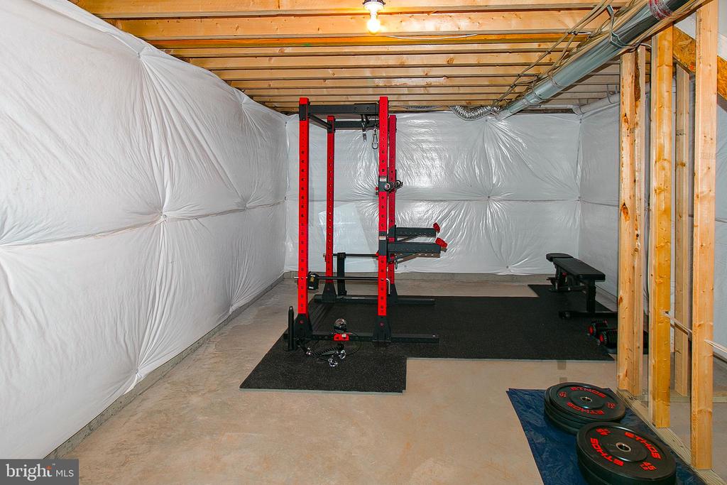 2616 HIGH POINT DR, CULPEPER, Virginia 22701, 4 Bedrooms Bedrooms, ,2 BathroomsBathrooms,Residential,2616 HIGH POINT DR,VACU2013122 MLS # VACU2013122