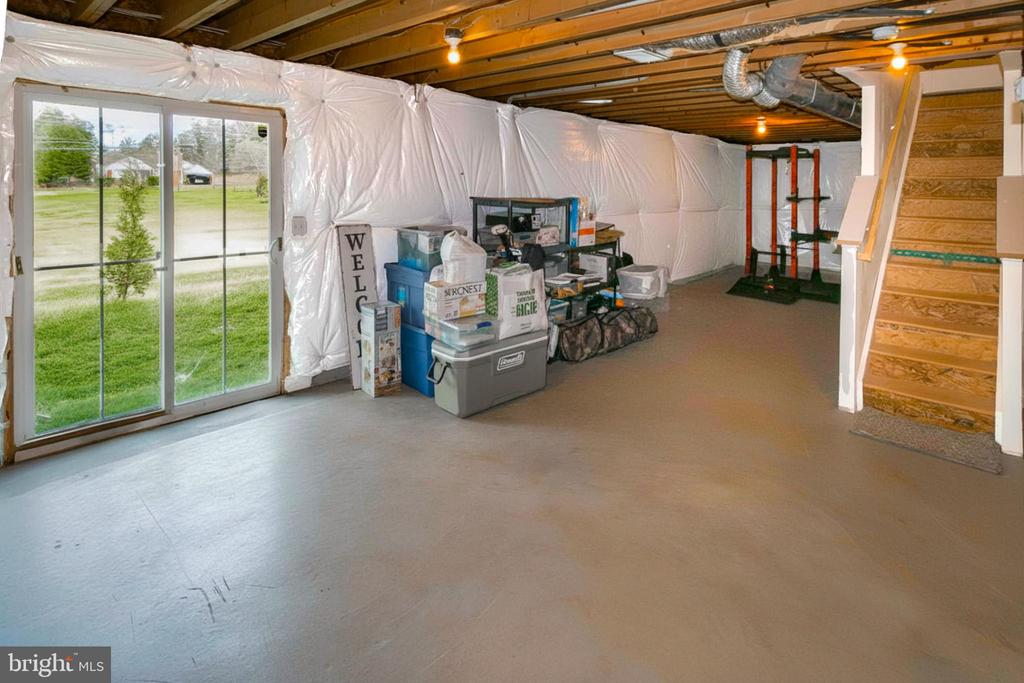 2616 HIGH POINT DR, CULPEPER, Virginia 22701, 4 Bedrooms Bedrooms, ,2 BathroomsBathrooms,Residential,2616 HIGH POINT DR,VACU2013122 MLS # VACU2013122