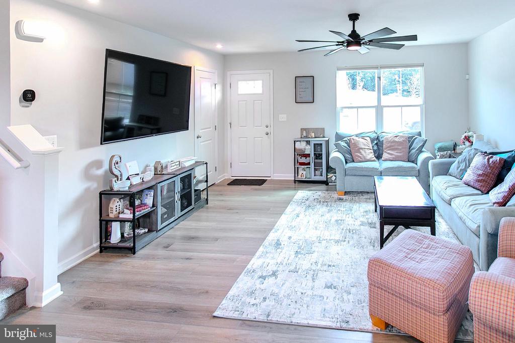 2616 HIGH POINT DR, CULPEPER, Virginia 22701, 4 Bedrooms Bedrooms, ,2 BathroomsBathrooms,Residential,2616 HIGH POINT DR,VACU2013122 MLS # VACU2013122