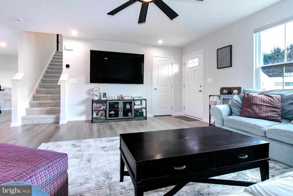 2616 HIGH POINT DR, CULPEPER, Virginia 22701, 4 Bedrooms Bedrooms, ,2 BathroomsBathrooms,Residential,2616 HIGH POINT DR,VACU2013122 MLS # VACU2013122