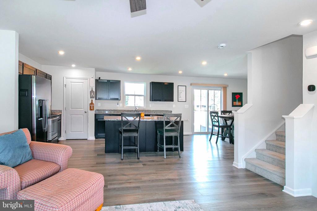 2616 HIGH POINT DR, CULPEPER, Virginia 22701, 4 Bedrooms Bedrooms, ,2 BathroomsBathrooms,Residential,2616 HIGH POINT DR,VACU2013122 MLS # VACU2013122