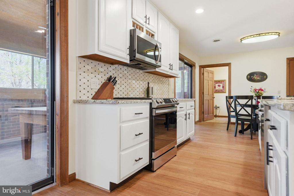 9313 BELLWOOD DR, FREDERICKSBURG, Virginia 22407, 5 Bedrooms Bedrooms, ,3 BathroomsBathrooms,Residential,9313 BELLWOOD DR,VASP2040054 MLS # VASP2040054 9313 BELLWOOD DR, FREDERICKSBURG, Virginia 22407, 5 Bedrooms Bedrooms, ,3 BathroomsBathrooms,Residential,9313 BELLWOOD DR,VASP2040054 MLS # VASP2040054