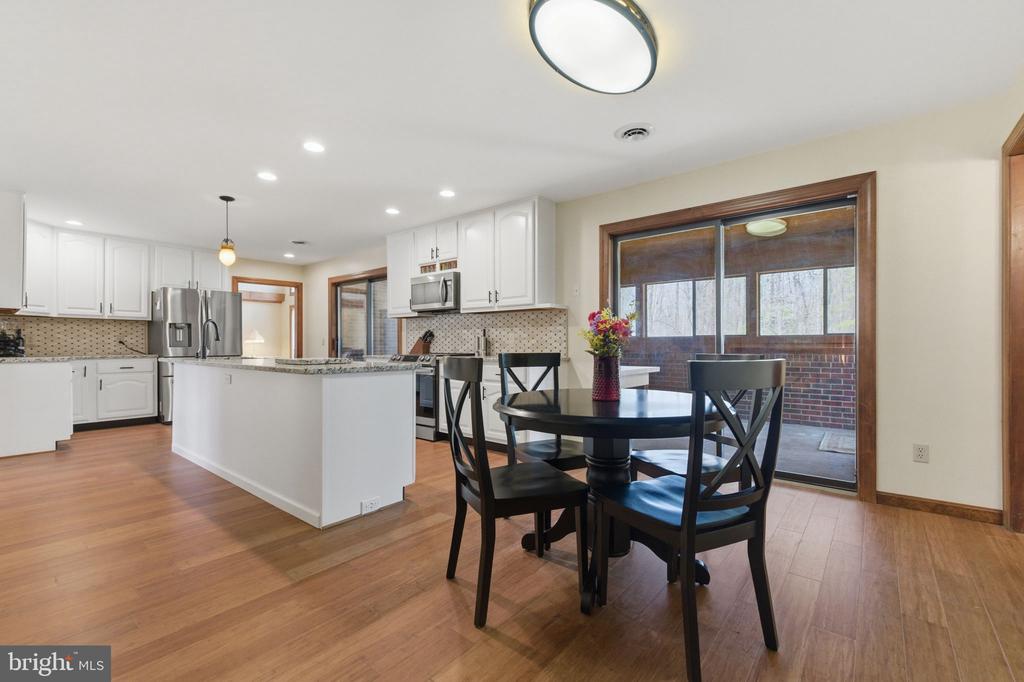 9313 BELLWOOD DR, FREDERICKSBURG, Virginia 22407, 5 Bedrooms Bedrooms, ,3 BathroomsBathrooms,Residential,9313 BELLWOOD DR,VASP2040054 MLS # VASP2040054 9313 BELLWOOD DR, FREDERICKSBURG, Virginia 22407, 5 Bedrooms Bedrooms, ,3 BathroomsBathrooms,Residential,9313 BELLWOOD DR,VASP2040054 MLS # VASP2040054