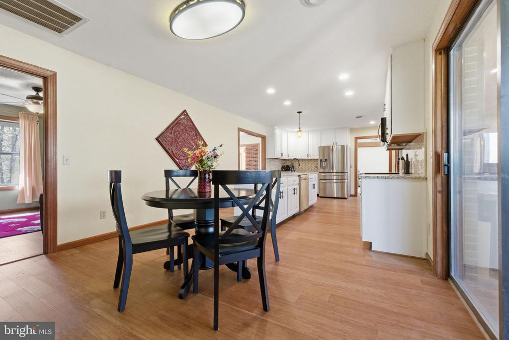 9313 BELLWOOD DR, FREDERICKSBURG, Virginia 22407, 5 Bedrooms Bedrooms, ,3 BathroomsBathrooms,Residential,9313 BELLWOOD DR,VASP2040054 MLS # VASP2040054 9313 BELLWOOD DR, FREDERICKSBURG, Virginia 22407, 5 Bedrooms Bedrooms, ,3 BathroomsBathrooms,Residential,9313 BELLWOOD DR,VASP2040054 MLS # VASP2040054