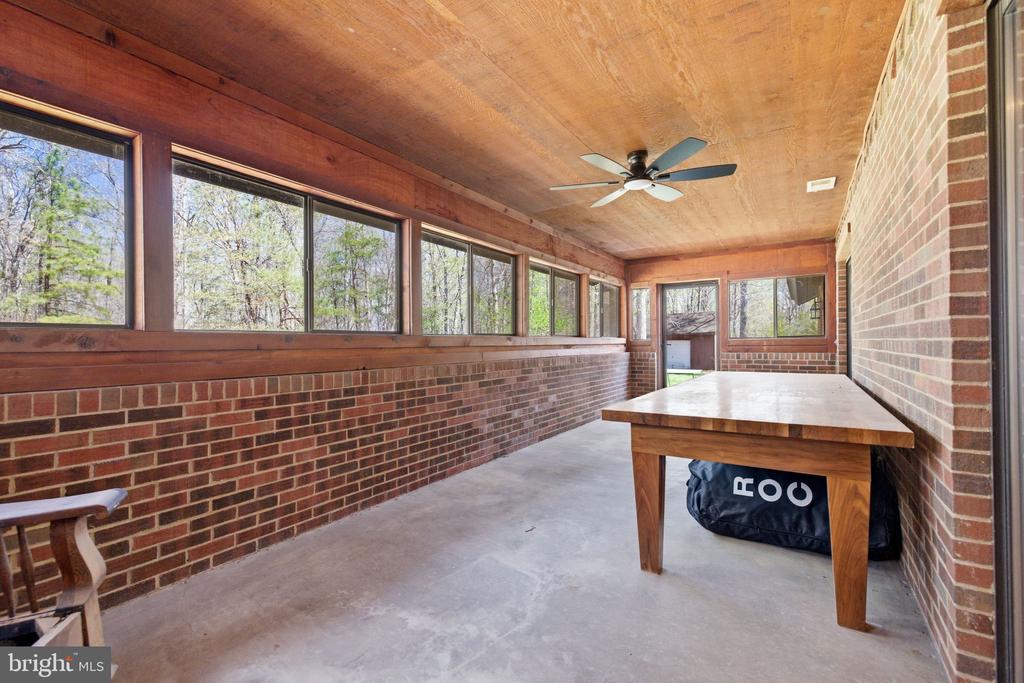 9313 BELLWOOD DR, FREDERICKSBURG, Virginia 22407, 5 Bedrooms Bedrooms, ,3 BathroomsBathrooms,Residential,9313 BELLWOOD DR,VASP2040054 MLS # VASP2040054 9313 BELLWOOD DR, FREDERICKSBURG, Virginia 22407, 5 Bedrooms Bedrooms, ,3 BathroomsBathrooms,Residential,9313 BELLWOOD DR,VASP2040054 MLS # VASP2040054