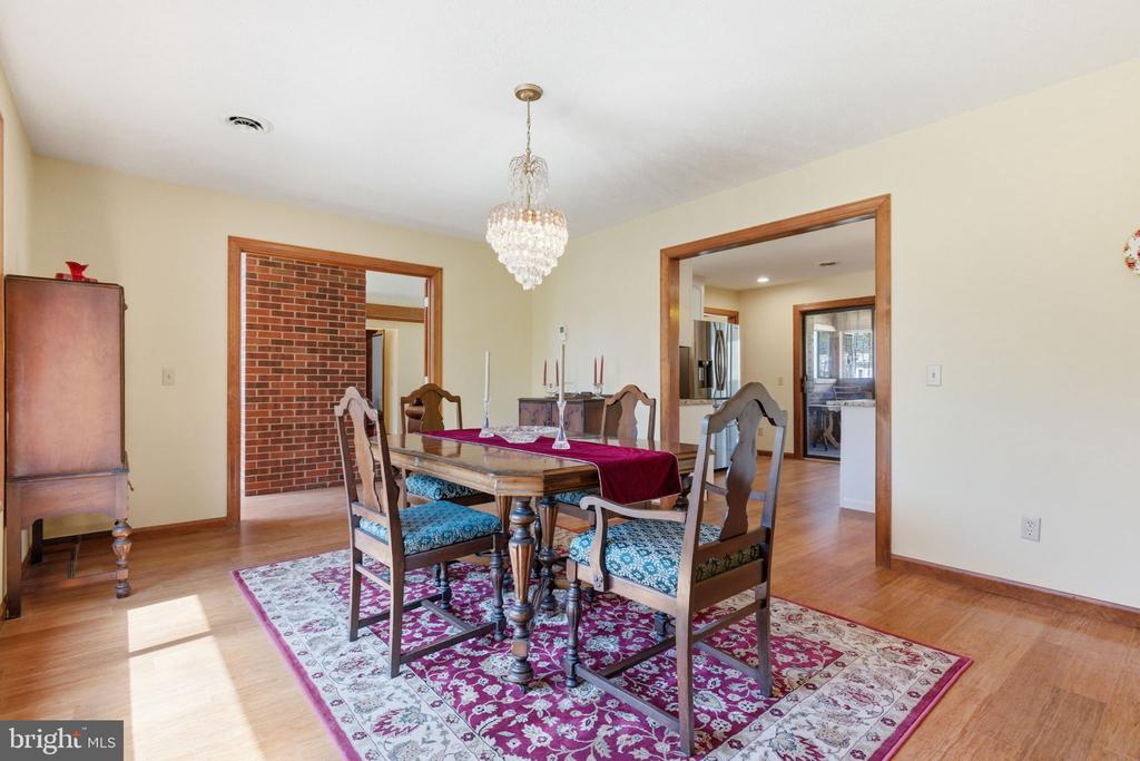 9313 BELLWOOD DR, FREDERICKSBURG, Virginia 22407, 5 Bedrooms Bedrooms, ,3 BathroomsBathrooms,Residential,9313 BELLWOOD DR,VASP2040054 MLS # VASP2040054 9313 BELLWOOD DR, FREDERICKSBURG, Virginia 22407, 5 Bedrooms Bedrooms, ,3 BathroomsBathrooms,Residential,9313 BELLWOOD DR,VASP2040054 MLS # VASP2040054