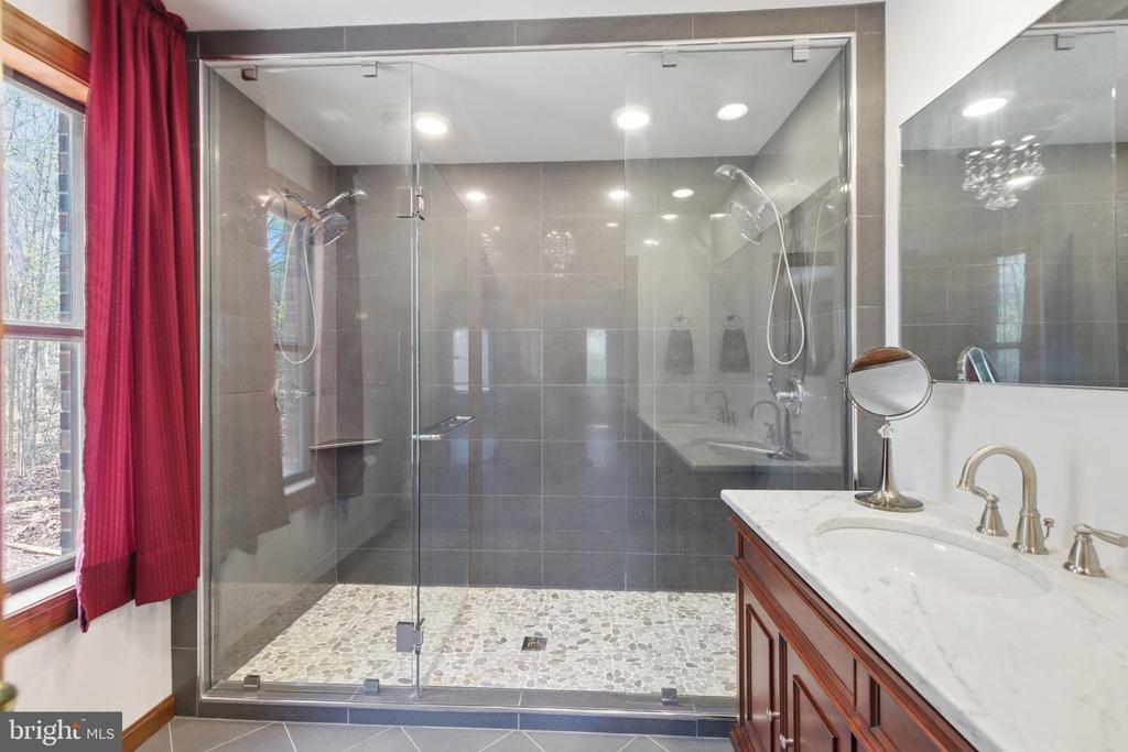 9313 BELLWOOD DR, FREDERICKSBURG, Virginia 22407, 5 Bedrooms Bedrooms, ,3 BathroomsBathrooms,Residential,9313 BELLWOOD DR,VASP2040054 MLS # VASP2040054 9313 BELLWOOD DR, FREDERICKSBURG, Virginia 22407, 5 Bedrooms Bedrooms, ,3 BathroomsBathrooms,Residential,9313 BELLWOOD DR,VASP2040054 MLS # VASP2040054