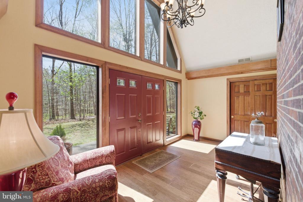 9313 BELLWOOD DR, FREDERICKSBURG, Virginia 22407, 5 Bedrooms Bedrooms, ,3 BathroomsBathrooms,Residential,9313 BELLWOOD DR,VASP2040054 MLS # VASP2040054 9313 BELLWOOD DR, FREDERICKSBURG, Virginia 22407, 5 Bedrooms Bedrooms, ,3 BathroomsBathrooms,Residential,9313 BELLWOOD DR,VASP2040054 MLS # VASP2040054