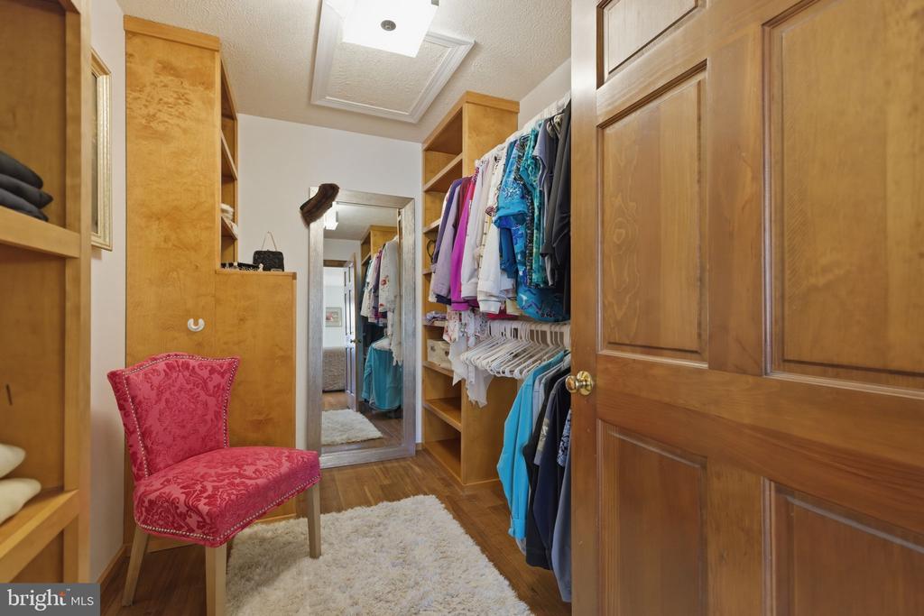 9313 BELLWOOD DR, FREDERICKSBURG, Virginia 22407, 5 Bedrooms Bedrooms, ,3 BathroomsBathrooms,Residential,9313 BELLWOOD DR,VASP2040054 MLS # VASP2040054 9313 BELLWOOD DR, FREDERICKSBURG, Virginia 22407, 5 Bedrooms Bedrooms, ,3 BathroomsBathrooms,Residential,9313 BELLWOOD DR,VASP2040054 MLS # VASP2040054