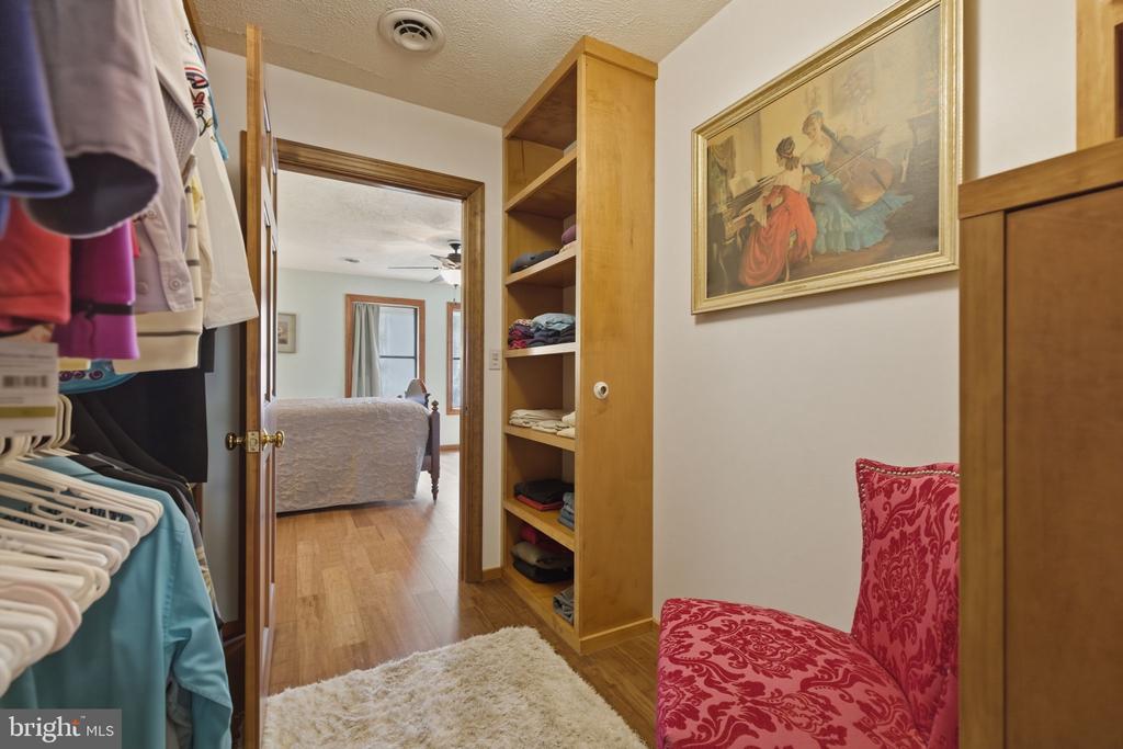 9313 BELLWOOD DR, FREDERICKSBURG, Virginia 22407, 5 Bedrooms Bedrooms, ,3 BathroomsBathrooms,Residential,9313 BELLWOOD DR,VASP2040054 MLS # VASP2040054 9313 BELLWOOD DR, FREDERICKSBURG, Virginia 22407, 5 Bedrooms Bedrooms, ,3 BathroomsBathrooms,Residential,9313 BELLWOOD DR,VASP2040054 MLS # VASP2040054