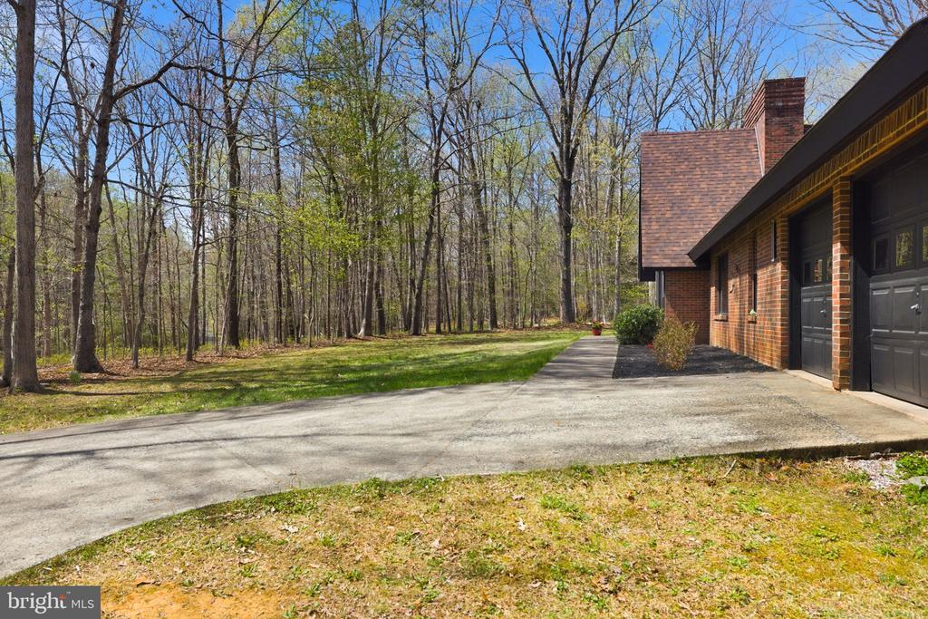 9313 BELLWOOD DR, FREDERICKSBURG, Virginia 22407, 5 Bedrooms Bedrooms, ,3 BathroomsBathrooms,Residential,9313 BELLWOOD DR,VASP2040054 MLS # VASP2040054 9313 BELLWOOD DR, FREDERICKSBURG, Virginia 22407, 5 Bedrooms Bedrooms, ,3 BathroomsBathrooms,Residential,9313 BELLWOOD DR,VASP2040054 MLS # VASP2040054