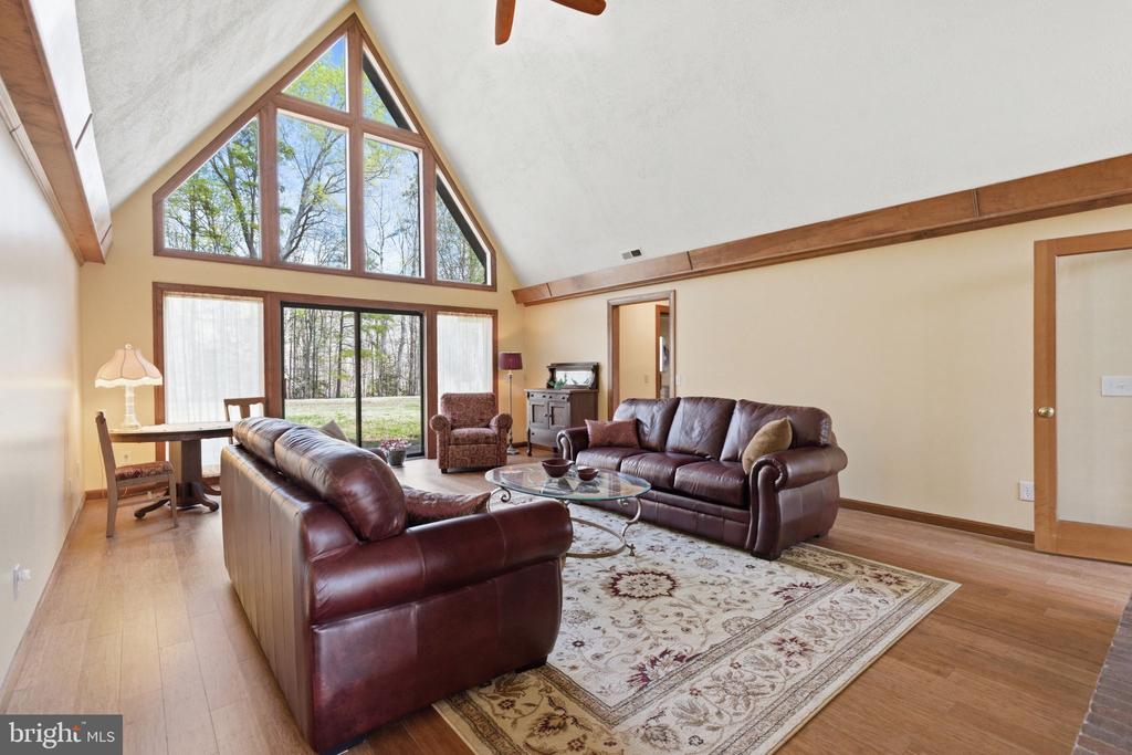 9313 BELLWOOD DR, FREDERICKSBURG, Virginia 22407, 5 Bedrooms Bedrooms, ,3 BathroomsBathrooms,Residential,9313 BELLWOOD DR,VASP2040054 MLS # VASP2040054 9313 BELLWOOD DR, FREDERICKSBURG, Virginia 22407, 5 Bedrooms Bedrooms, ,3 BathroomsBathrooms,Residential,9313 BELLWOOD DR,VASP2040054 MLS # VASP2040054