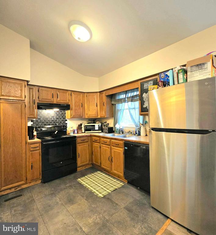 10907 STOCKADE DR, SPOTSYLVANIA, Virginia 22551, 3 Bedrooms Bedrooms, ,2 BathroomsBathrooms,Residential,10907 STOCKADE DR,VASP2040644 MLS # VASP2040644 10907 STOCKADE DR, SPOTSYLVANIA, Virginia 22551, 3 Bedrooms Bedrooms, ,2 BathroomsBathrooms,Residential,10907 STOCKADE DR,VASP2040644 MLS # VASP2040644