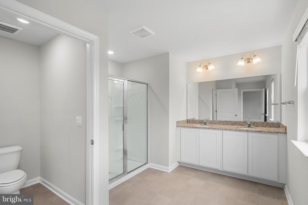 3210 WHITE TAIL DR, LOCUST GROVE, Virginia 22508, 4 Bedrooms Bedrooms, ,3 BathroomsBathrooms,Residential,3210 WHITE TAIL DR,VAOR2013706 MLS # VAOR2013706