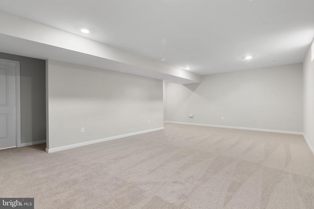 3210 WHITE TAIL DR, LOCUST GROVE, Virginia 22508, 4 Bedrooms Bedrooms, ,3 BathroomsBathrooms,Residential,3210 WHITE TAIL DR,VAOR2013706 MLS # VAOR2013706