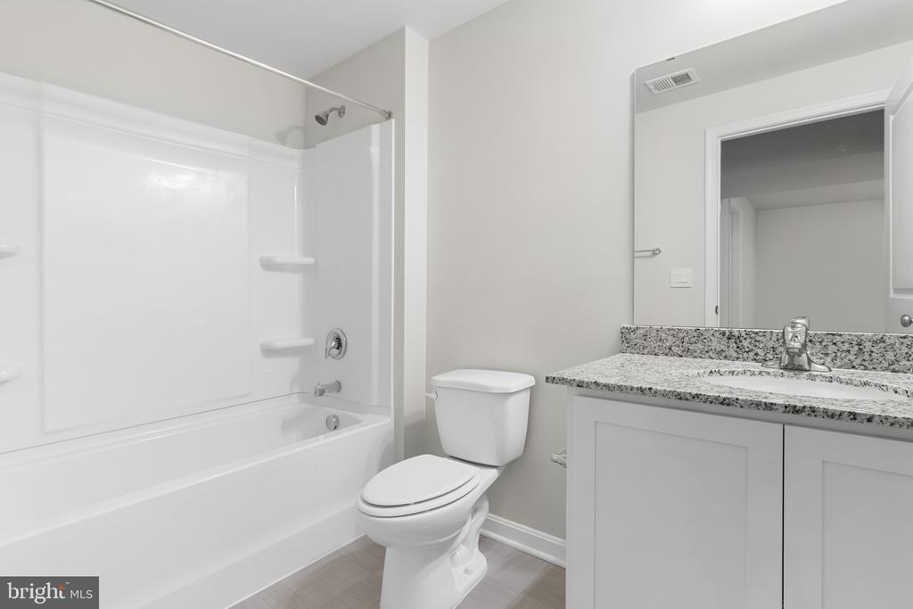 3210 WHITE TAIL DR, LOCUST GROVE, Virginia 22508, 4 Bedrooms Bedrooms, ,3 BathroomsBathrooms,Residential,3210 WHITE TAIL DR,VAOR2013706 MLS # VAOR2013706