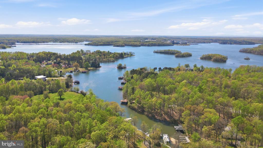 3917 HATTERAS CT, BUMPASS, Virginia 23024, 3 Bedrooms Bedrooms, ,2 BathroomsBathrooms,Residential,3917 HATTERAS CT,VASP2040606 MLS # VASP2040606 3917 HATTERAS CT, BUMPASS, Virginia 23024, 3 Bedrooms Bedrooms, ,2 BathroomsBathrooms,Residential,3917 HATTERAS CT,VASP2040606 MLS # VASP2040606