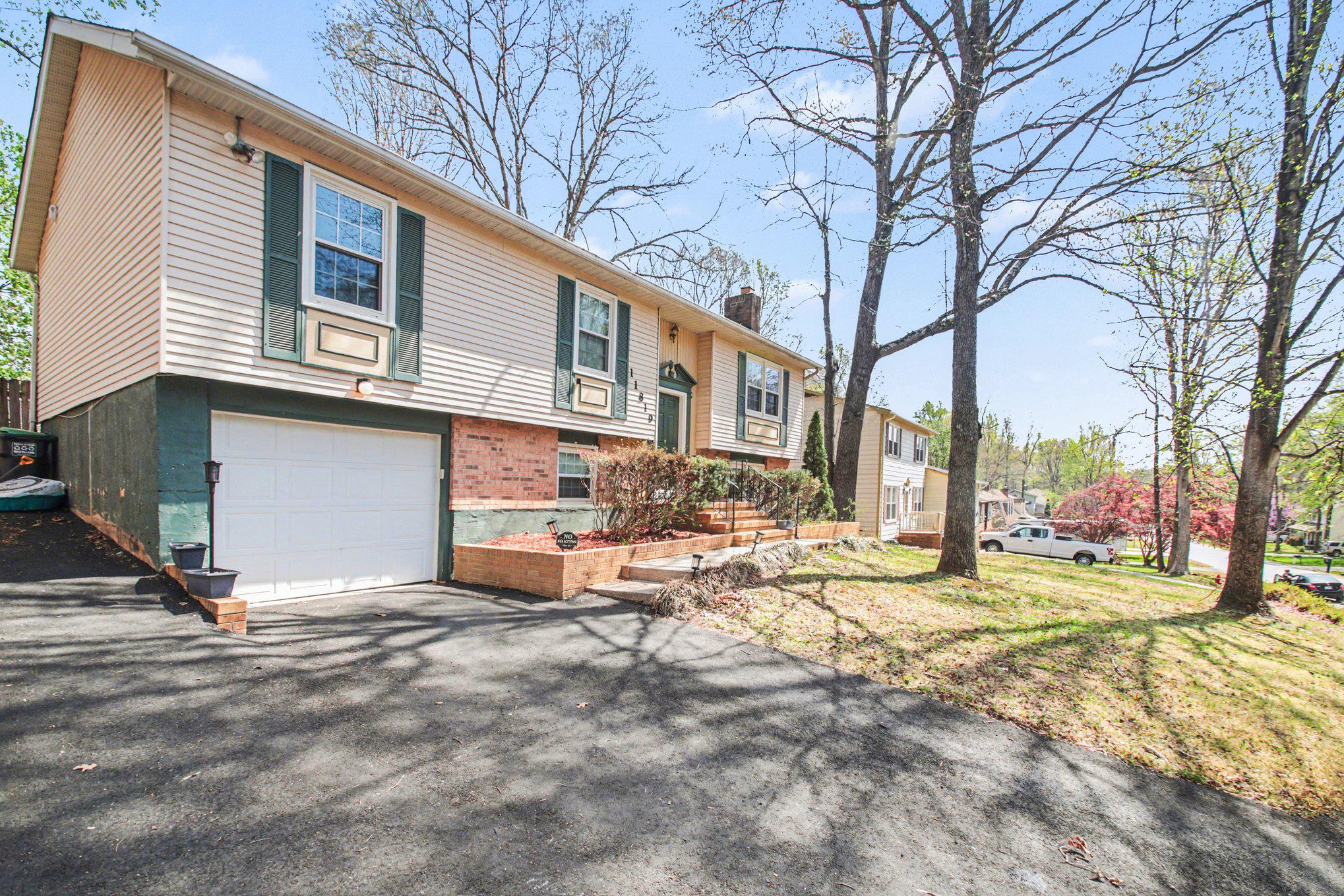 11819 RUTHERFORD DR, FREDERICKSBURG, Virginia 22407, 5 Bedrooms Bedrooms, ,3 BathroomsBathrooms,Residential,11819 RUTHERFORD DR,VASP2040670 MLS # VASP2040670 11819 RUTHERFORD DR, FREDERICKSBURG, Virginia 22407, 5 Bedrooms Bedrooms, ,3 BathroomsBathrooms,Residential,11819 RUTHERFORD DR,VASP2040670 MLS # VASP2040670