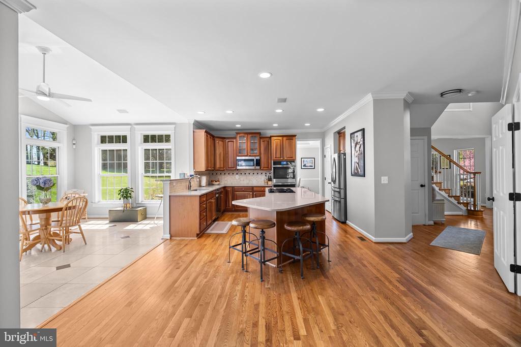 6909 TANGLEWOOD DR, WARRENTON, Virginia, 5 Bedrooms Bedrooms, ,3 BathroomsBathrooms,Residential,6909 TANGLEWOOD DR,VAFQ2021226 MLS # VAFQ2021226