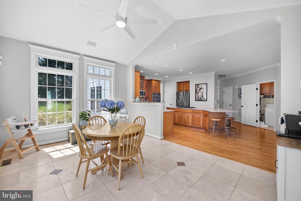 6909 TANGLEWOOD DR, WARRENTON, Virginia, 5 Bedrooms Bedrooms, ,3 BathroomsBathrooms,Residential,6909 TANGLEWOOD DR,VAFQ2021226 MLS # VAFQ2021226