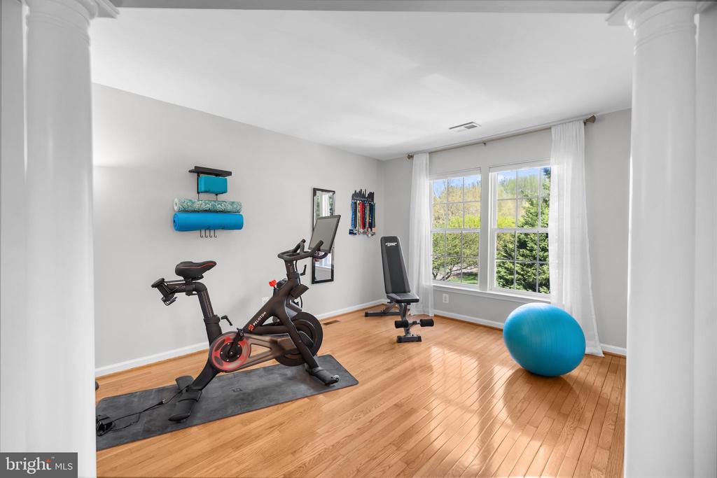 6909 TANGLEWOOD DR, WARRENTON, Virginia, 5 Bedrooms Bedrooms, ,3 BathroomsBathrooms,Residential,6909 TANGLEWOOD DR,VAFQ2021226 MLS # VAFQ2021226