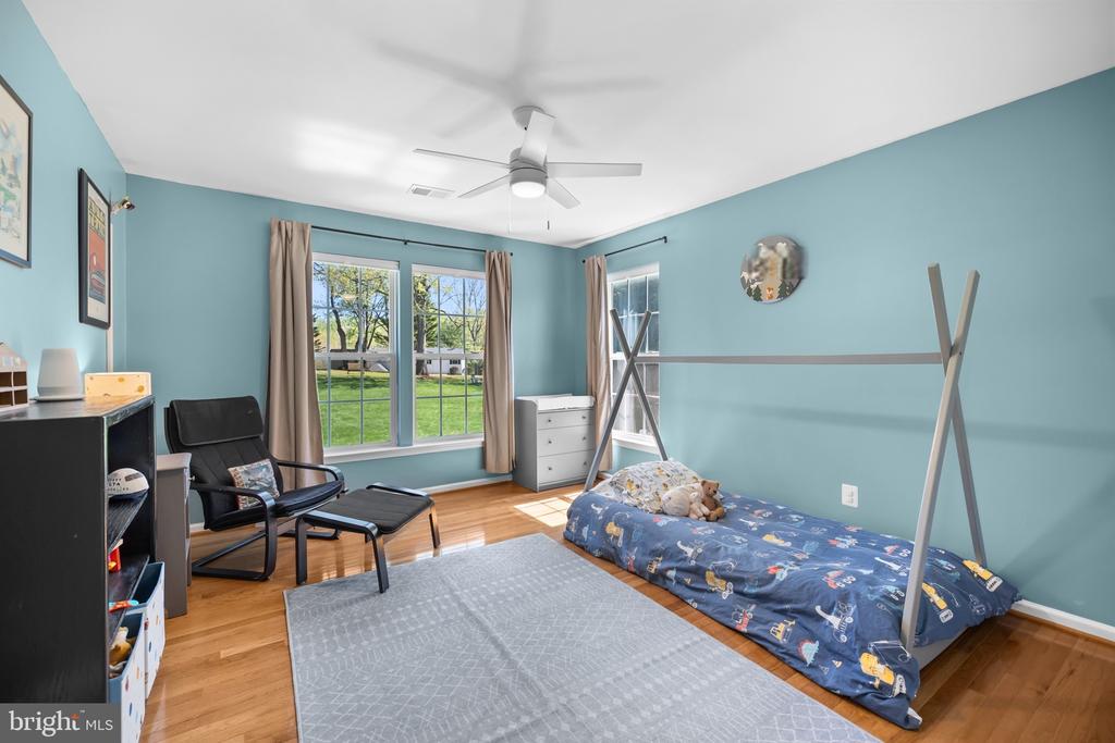 6909 TANGLEWOOD DR, WARRENTON, Virginia, 5 Bedrooms Bedrooms, ,3 BathroomsBathrooms,Residential,6909 TANGLEWOOD DR,VAFQ2021226 MLS # VAFQ2021226