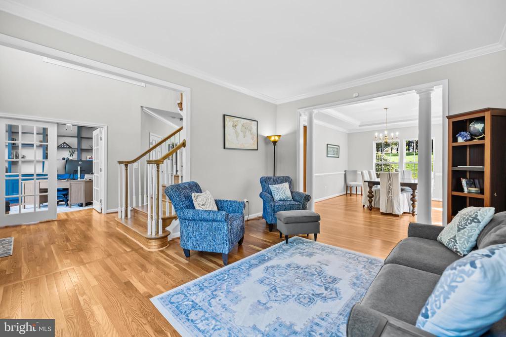 6909 TANGLEWOOD DR, WARRENTON, Virginia, 5 Bedrooms Bedrooms, ,3 BathroomsBathrooms,Residential,6909 TANGLEWOOD DR,VAFQ2021226 MLS # VAFQ2021226