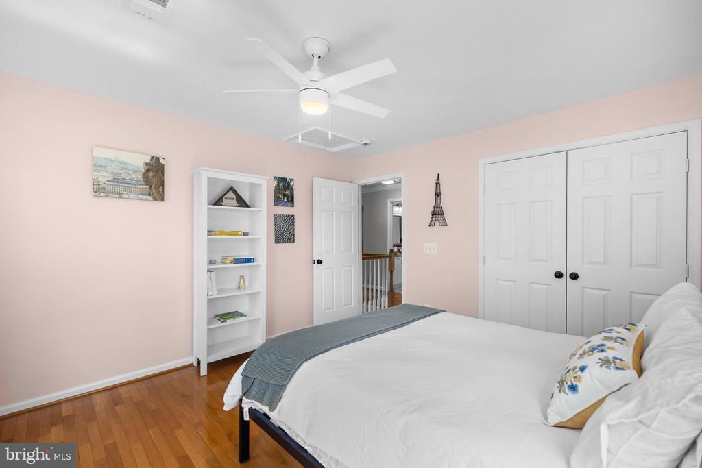 6909 TANGLEWOOD DR, WARRENTON, Virginia, 5 Bedrooms Bedrooms, ,3 BathroomsBathrooms,Residential,6909 TANGLEWOOD DR,VAFQ2021226 MLS # VAFQ2021226