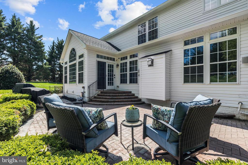 6909 TANGLEWOOD DR, WARRENTON, Virginia, 5 Bedrooms Bedrooms, ,3 BathroomsBathrooms,Residential,6909 TANGLEWOOD DR,VAFQ2021226 MLS # VAFQ2021226