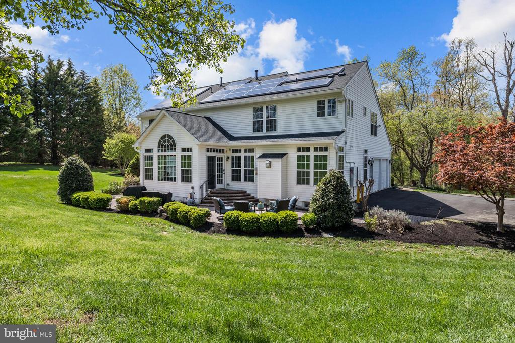 6909 TANGLEWOOD DR, WARRENTON, Virginia, 5 Bedrooms Bedrooms, ,3 BathroomsBathrooms,Residential,6909 TANGLEWOOD DR,VAFQ2021226 MLS # VAFQ2021226