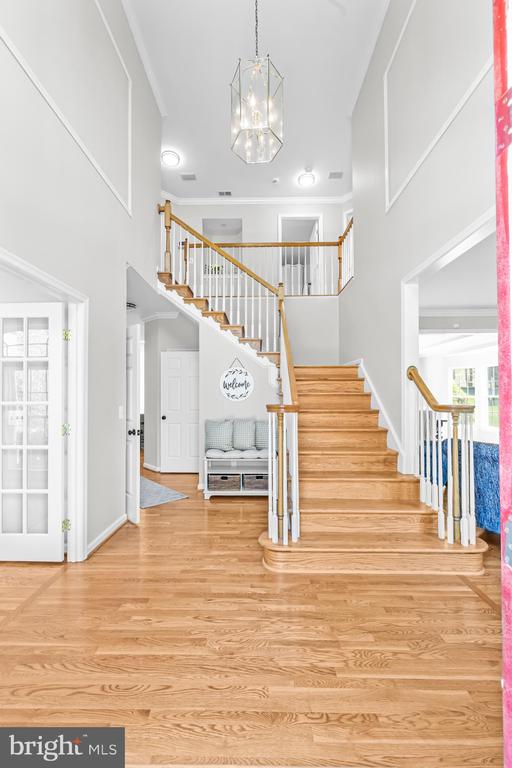 6909 TANGLEWOOD DR, WARRENTON, Virginia, 5 Bedrooms Bedrooms, ,3 BathroomsBathrooms,Residential,6909 TANGLEWOOD DR,VAFQ2021226 MLS # VAFQ2021226