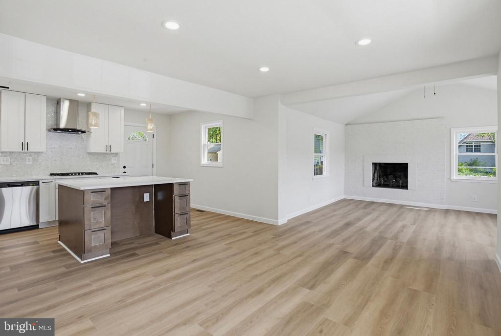 4205 AMELIA DR, FREDERICKSBURG, Virginia 22408, 5 Bedrooms Bedrooms, ,3 BathroomsBathrooms,Residential,4205 AMELIA DR,VASP2040740 MLS # VASP2040740