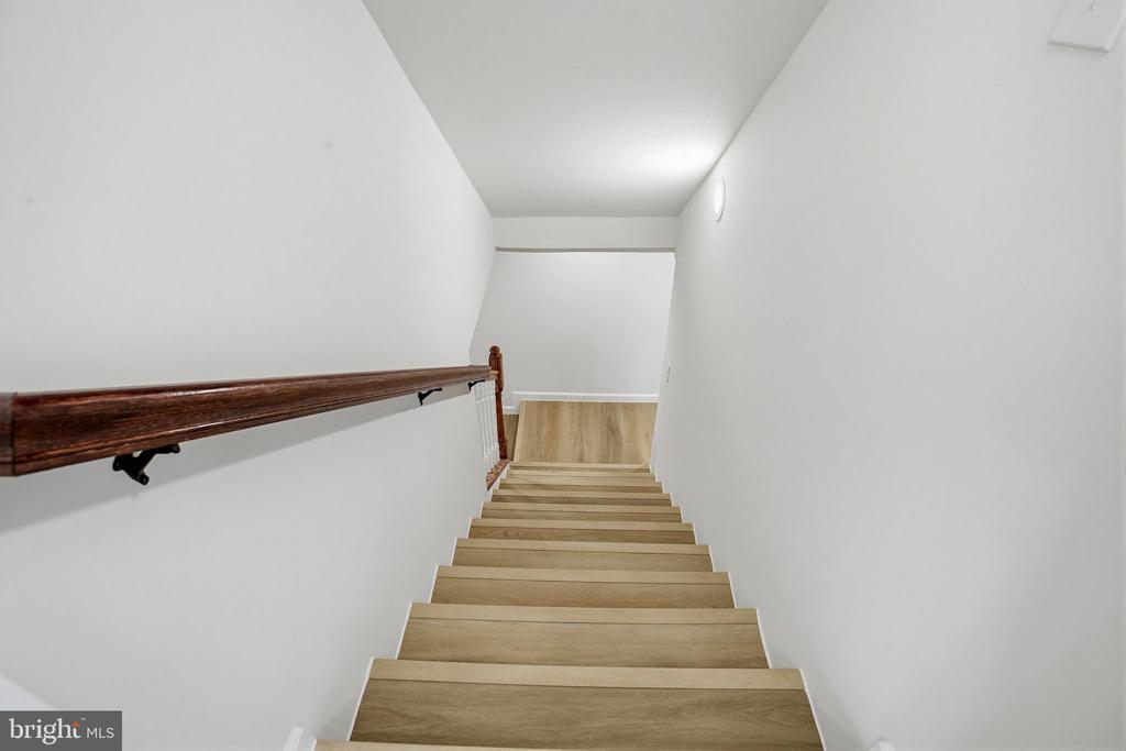 4205 AMELIA DR, FREDERICKSBURG, Virginia 22408, 5 Bedrooms Bedrooms, ,3 BathroomsBathrooms,Residential,4205 AMELIA DR,VASP2040740 MLS # VASP2040740