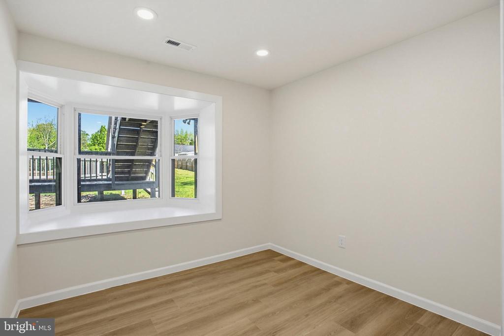 4205 AMELIA DR, FREDERICKSBURG, Virginia 22408, 5 Bedrooms Bedrooms, ,3 BathroomsBathrooms,Residential,4205 AMELIA DR,VASP2040740 MLS # VASP2040740