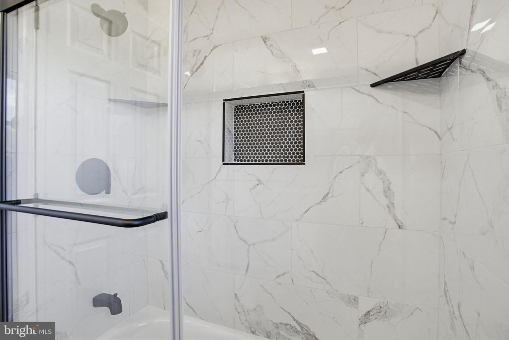 4205 AMELIA DR, FREDERICKSBURG, Virginia 22408, 5 Bedrooms Bedrooms, ,3 BathroomsBathrooms,Residential,4205 AMELIA DR,VASP2040740 MLS # VASP2040740