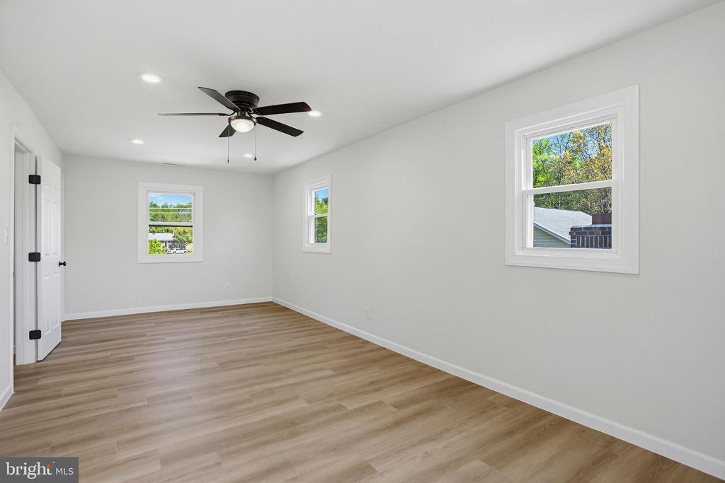 4205 AMELIA DR, FREDERICKSBURG, Virginia 22408, 5 Bedrooms Bedrooms, ,3 BathroomsBathrooms,Residential,4205 AMELIA DR,VASP2040740 MLS # VASP2040740