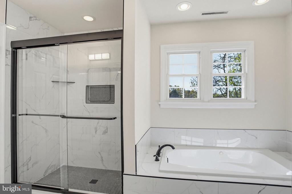 4205 AMELIA DR, FREDERICKSBURG, Virginia 22408, 5 Bedrooms Bedrooms, ,3 BathroomsBathrooms,Residential,4205 AMELIA DR,VASP2040740 MLS # VASP2040740