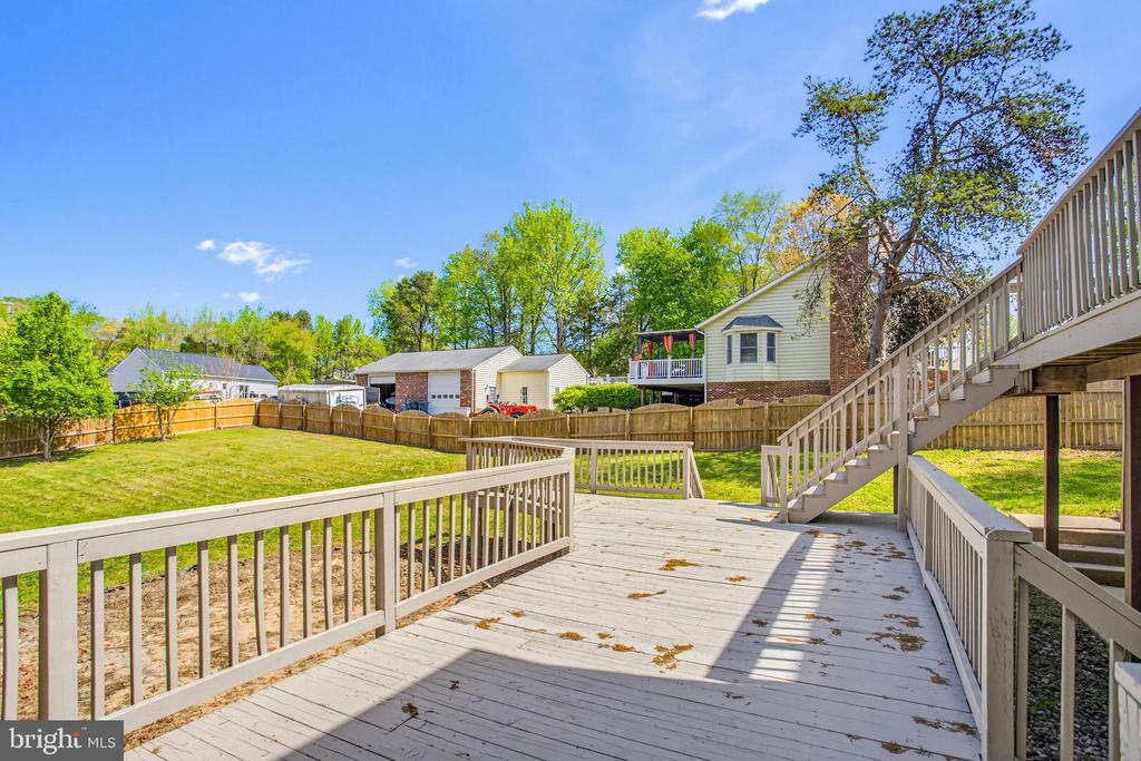 4205 AMELIA DR, FREDERICKSBURG, Virginia 22408, 5 Bedrooms Bedrooms, ,3 BathroomsBathrooms,Residential,4205 AMELIA DR,VASP2040740 MLS # VASP2040740