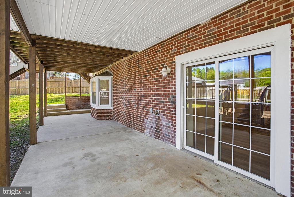 4205 AMELIA DR, FREDERICKSBURG, Virginia 22408, 5 Bedrooms Bedrooms, ,3 BathroomsBathrooms,Residential,4205 AMELIA DR,VASP2040740 MLS # VASP2040740