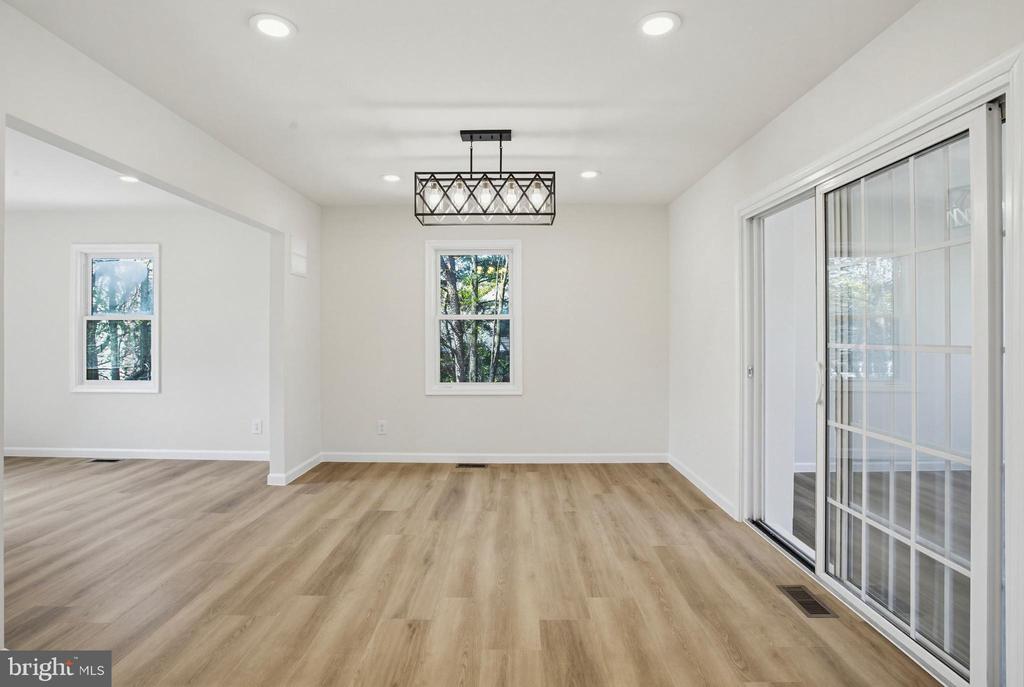 4205 AMELIA DR, FREDERICKSBURG, Virginia 22408, 5 Bedrooms Bedrooms, ,3 BathroomsBathrooms,Residential,4205 AMELIA DR,VASP2040740 MLS # VASP2040740